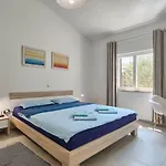 בית נופש Lino By Interhome שטיניאן